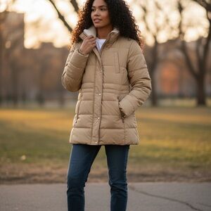 Ralph Lauren Women's Beige Puffer Jacket 515